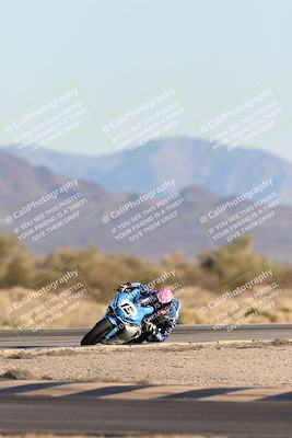 media/Dec-07-2025-CVMA (Sun) [[3e7d2de5dc]]/Race 16-Formula Middleweight/